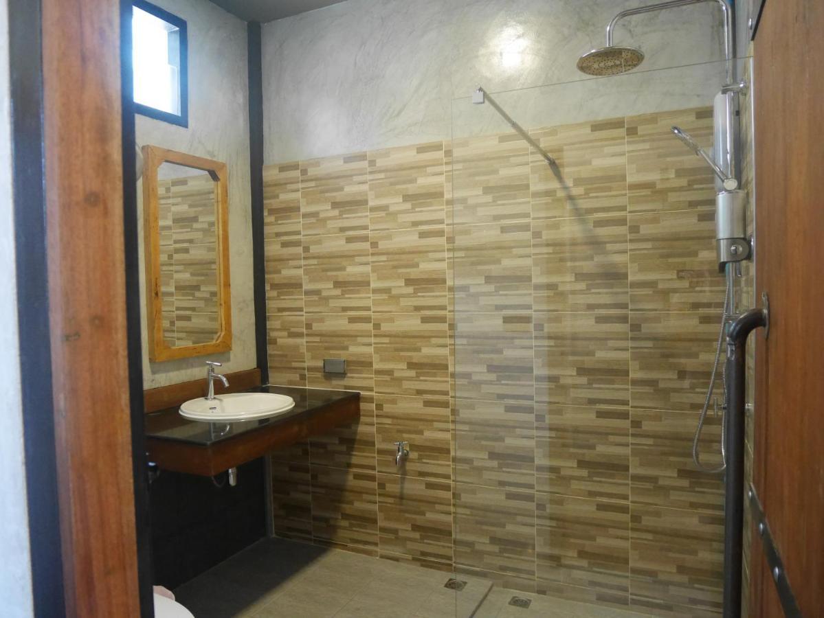 Sp Home Bangsaen Luaran gambar